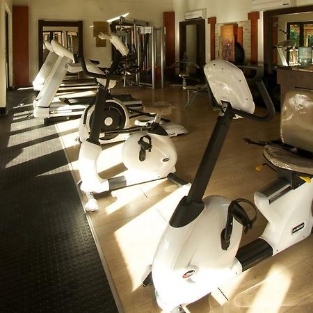 Cresta Mowana Safari Lodge Касане Екстериор снимка