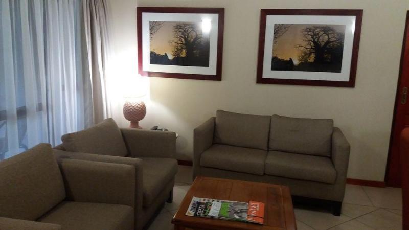 Cresta Mowana Safari Lodge Касане Екстериор снимка