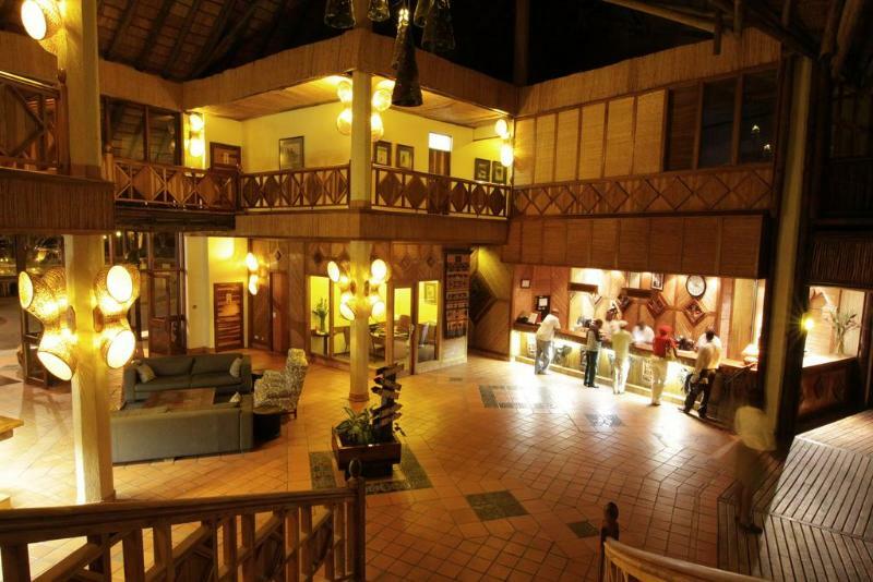 Cresta Mowana Safari Lodge Касане Екстериор снимка